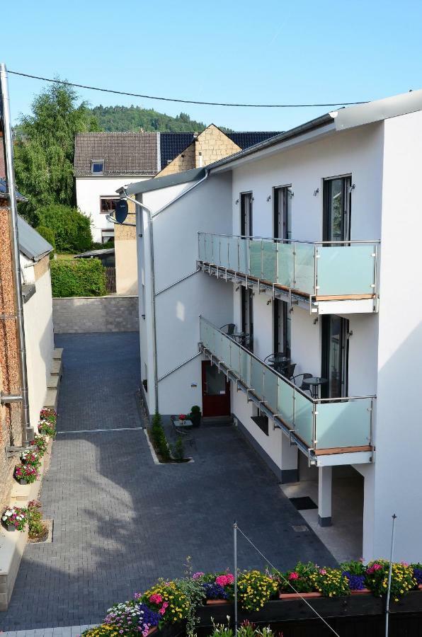 Gaestehaus Am Hochsimmer Ettringen  Buitenkant foto